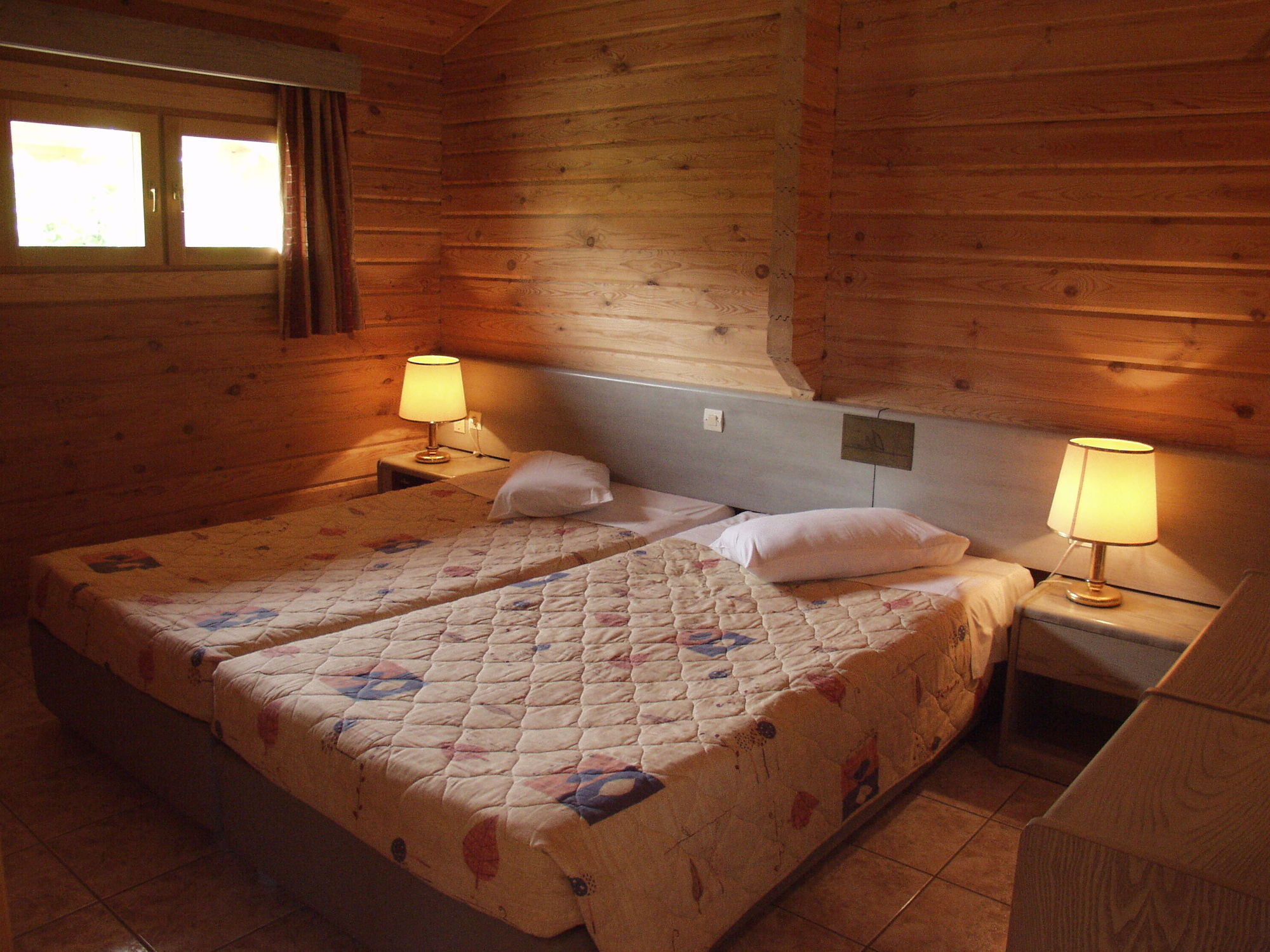 Sandys Studios Apartments And Log Villas Psalidi  Exterior foto